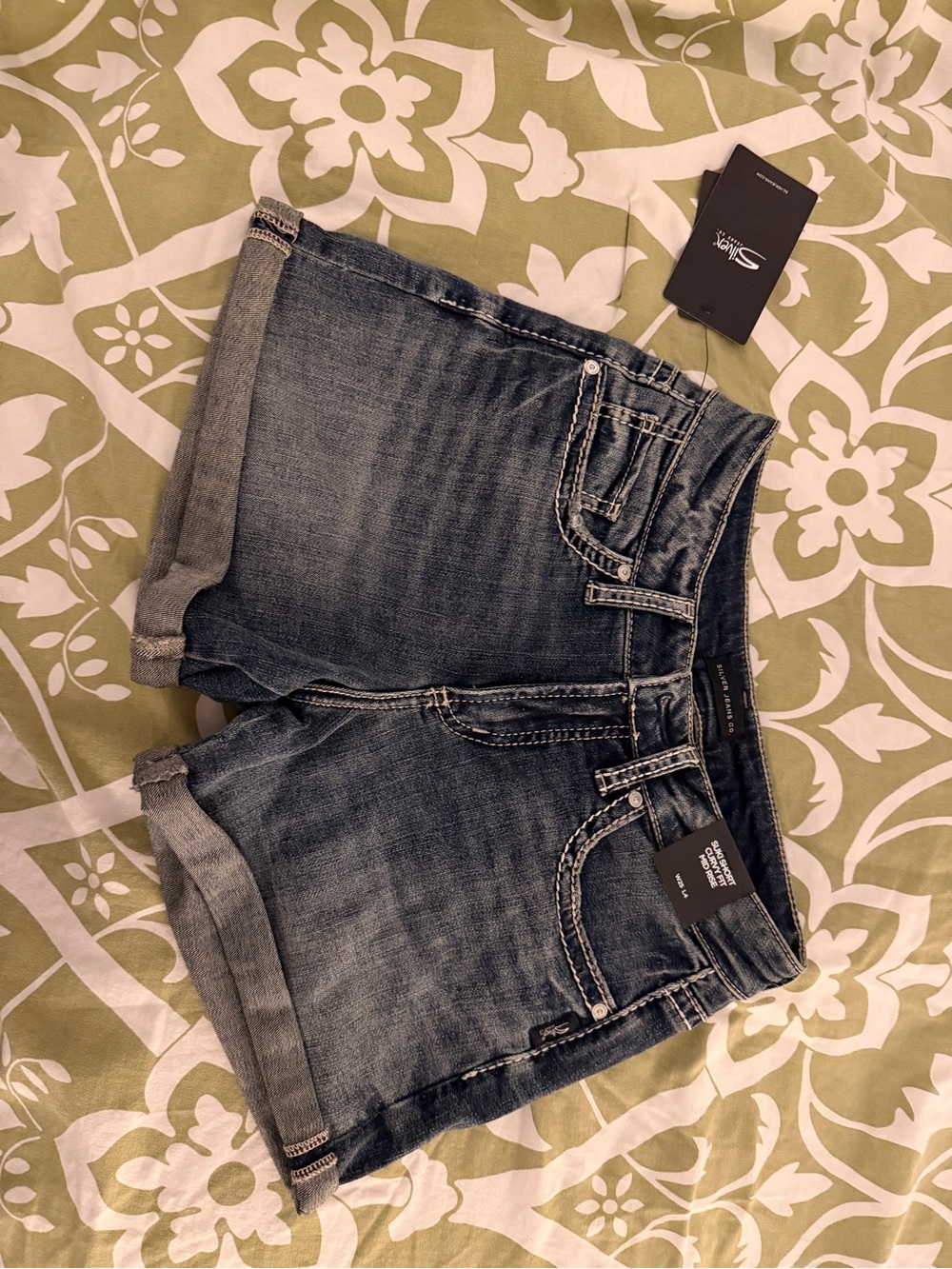 Silver Jeans Women's Dark Blue Denim Rolled Hem Shorts